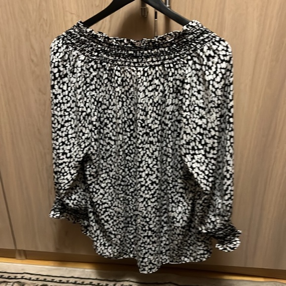 Nwt - Talbots plus boho blouse wirh 3/4 sleeves - Picture 4 of 8